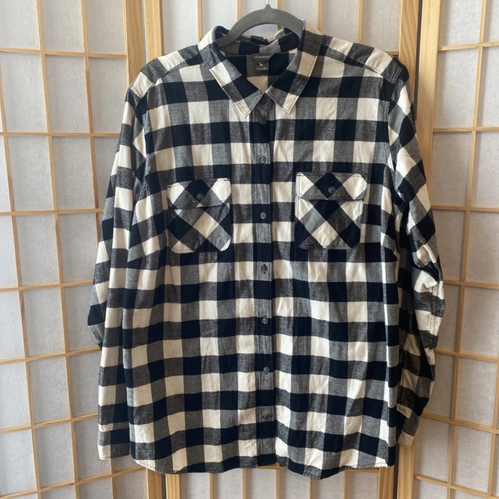Eddie Bauer Black and White Plaid Women's 100% Cotton Flannel Button Down Shirt
